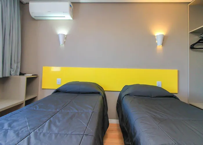 Hotel Coral Express Prox A Pucrs