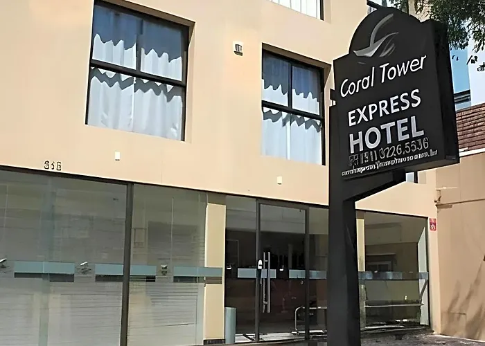 Coral Express próximo a Orla do Guaíba e Beira Rio Hotel Porto Alegre